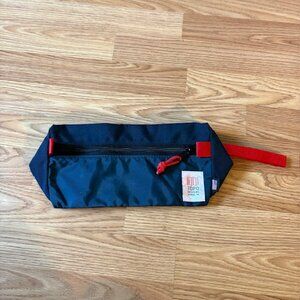 Topo Designs Dopp Kit Toiletry Travel Bag – Self-Standing, 3L